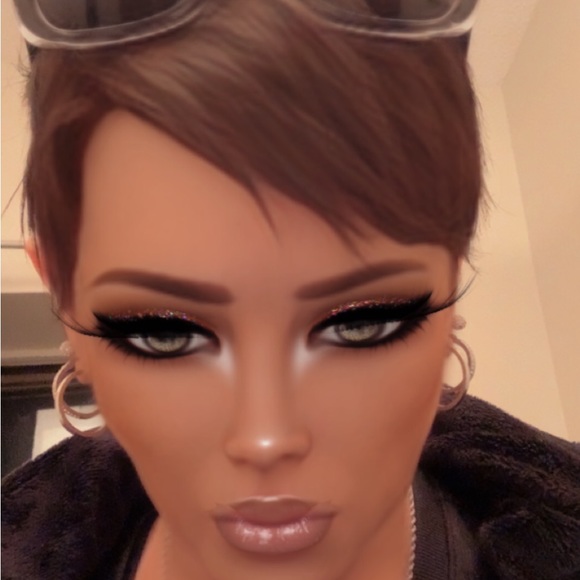 Meet your Posher, Bobby-Jo - Picture 1 of 1